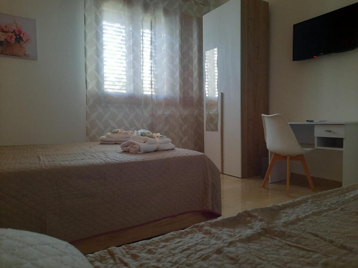 B&B Tre Sorelle Surbo Exterior foto